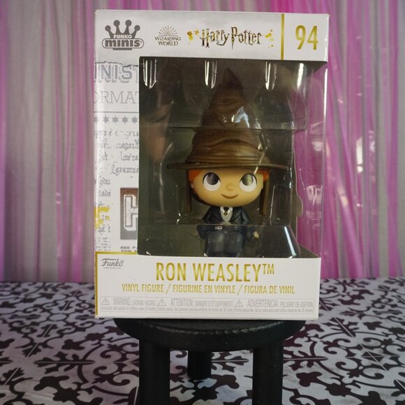Funko Minis - Harry Potter Series - Ron Weasley # 94 - Picture 2 of 6